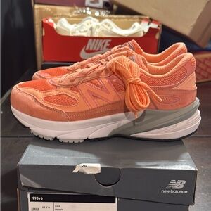 Brand new 990v6 New Balance Orange/Purple Kids size 6y/7.5